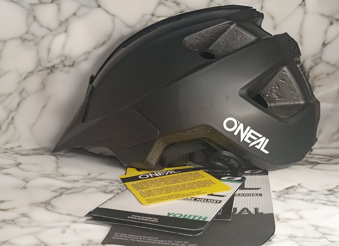 m_oneal_flare-helmet